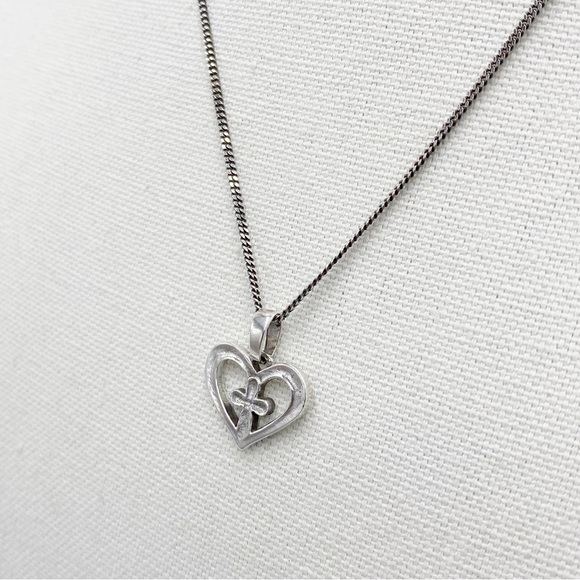 Jeep Collins Sterling Silver Heart Cross Pendant Necklace - Picture 5 of 10